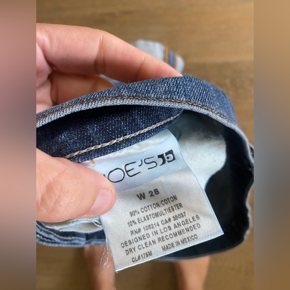 Joe's Jeans Women's Blue Denim Cuffed Shorts - Picture 3 of 4